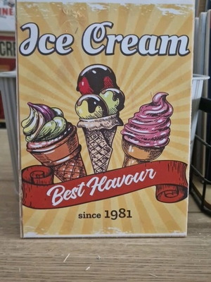 Wooden Ice Cream decoration like new