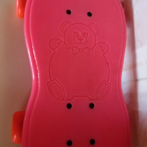 Skateboard plastic children's Saturn like new