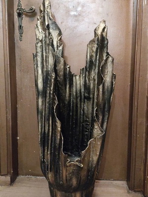 Handmade vase black and gold, new, 1.20m height