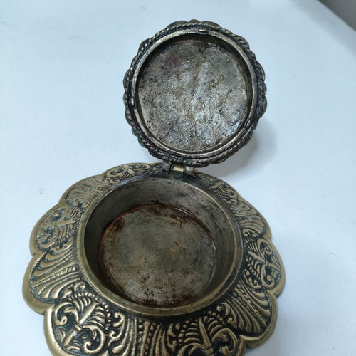 Vintage brass decorative container with lid used, carved design