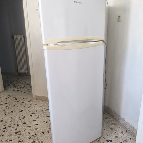 Candy CCDS 5142W two-door fridge like new, 204L white
