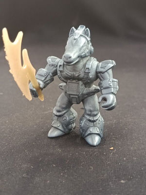 Τερατομαχος Battle Beast μπλε άλογο μεταχειρισμένο με όπλο