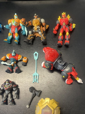 Gormiti figures pack of 40, like new