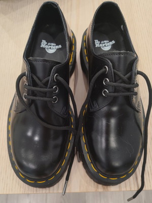 Dr. Martens Quad Platform shoes, size 38, black