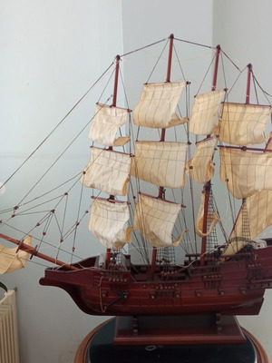 Spanish Sailing Ship Decorative Wooden Model like new