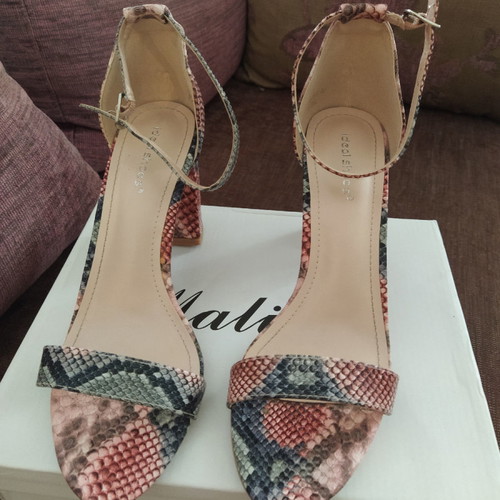 Sandal used size 40 brown