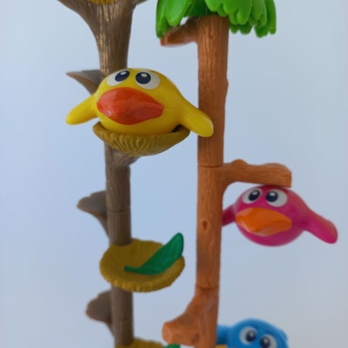 Vintage collectible spinning skill game with birds and magnets like new