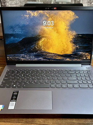 Lenovo IdeaPad 3 i7-1255U 24GB RAM 512GB SSD Windows 11 Pro Office new