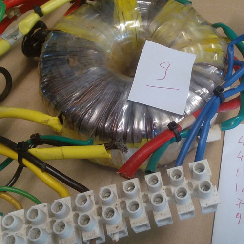 Toroidal transformer 400VA used Amarad 230V