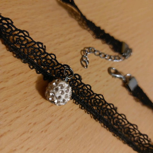 Black lace choker with white hanging rhinestone ball new