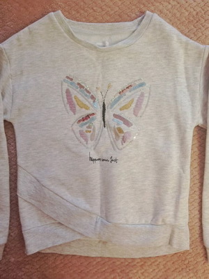 Girls' sequin sweatshirt 8 years like new, gray