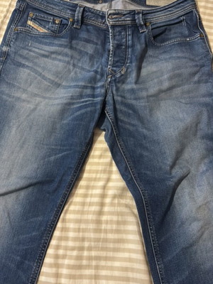 Diesel men's jeans size 33, blue