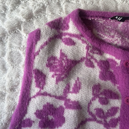 Zara Magenta Floral Knit Cardigan Size S Like New