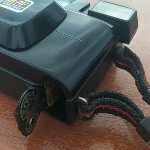 YASHICA Partner AF Automatic Focusing camera like new