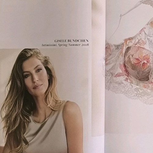 Harper's Bazaar Issue 247 April 2018 Like New