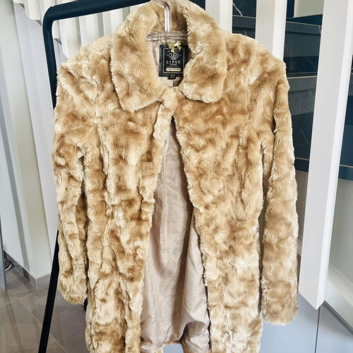 Lipsy Faux Fur Coat camel like new, size UK 8