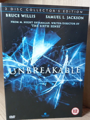 Unbreakable DVD συλλεκτική έκδοση με αγγλικούς υπότιτλους, σαν καινούργιο