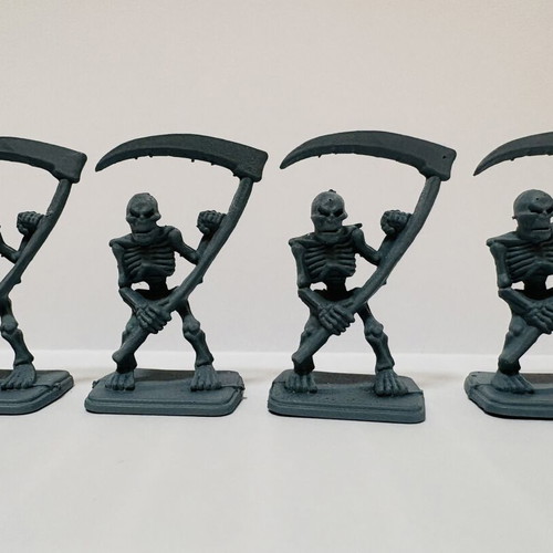 HeroQuest skeleton pack resin print, like new