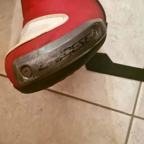 Dainese Torque 3 Lava Red boots like new, size 42