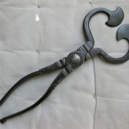 Cutting tool used, old handmade rare