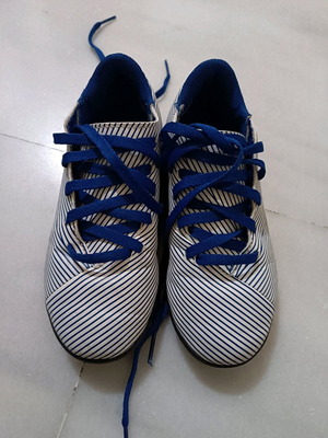 Children's football shoes like new, multicolor, size 30
