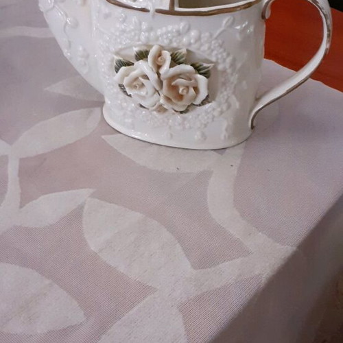 Decorative ceramic watering can with embossed pink roses 16 cm like new