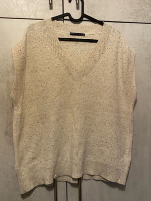 Πλεκτό γιλέκο Oysho σαν καινούργιο, μπεζ, μέγεθος S