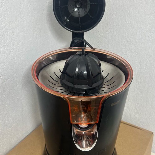 Taurus Easy Press 600W Electric Juicer new with warranty