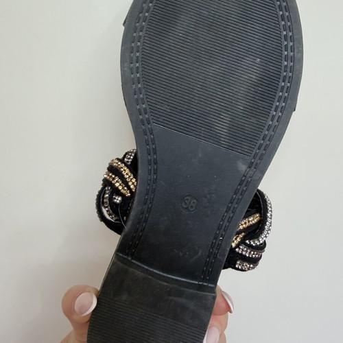 Flat sandals with rhinestones size 38 like new, black