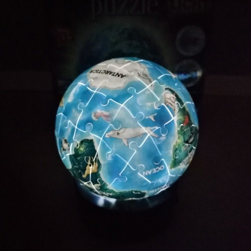Puzzle night light used, 72 pieces globe