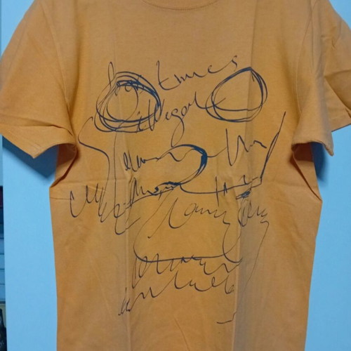 T-shirt set for boys size M, like new, yellow and turquoise