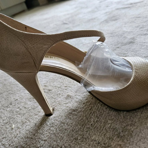 Moustakis pumps used, beige, size 36