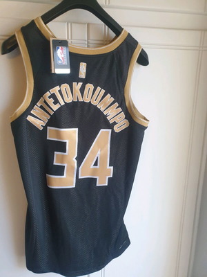 Μπασκετική φανέλα Antetokounmpo NBA καινούργια με καρτελάκια large αυθεντική