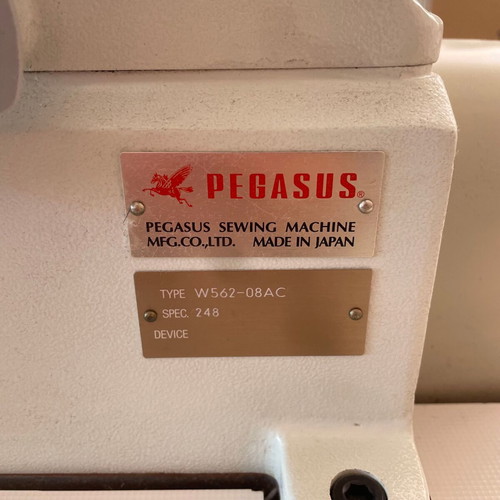Pegasus Professional 5-Thread W562 Overlock Sewing Machine like new