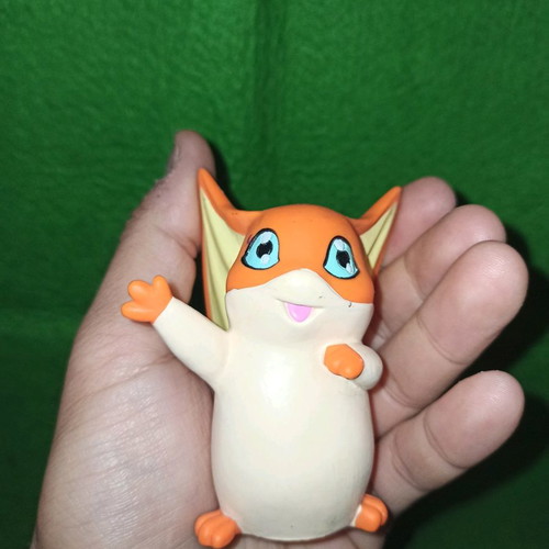 Digimon Patamon figure 1999 and two mini cups used