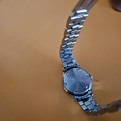 Seiko vintage 1995 wristwatch women's used quartz 7N82