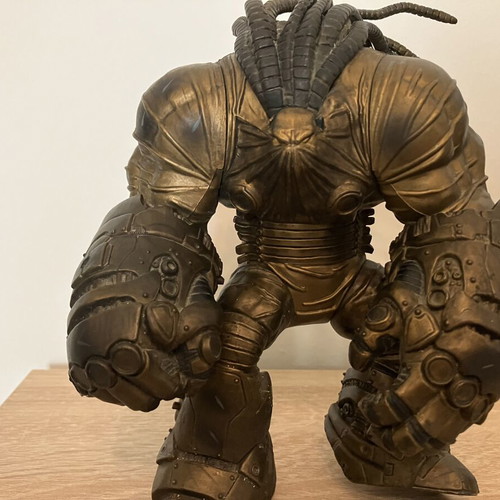 The Creech Gold/Bronze Variant figure used, Spawn Series 12 McFarlane Toys 1998