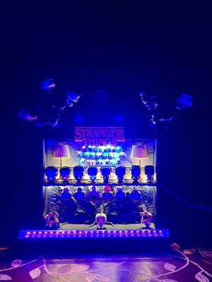 Stranger Things base with 24 figures and lighting