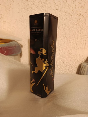 Μεταλλικό κουτί Johnnie Walker Black Label
