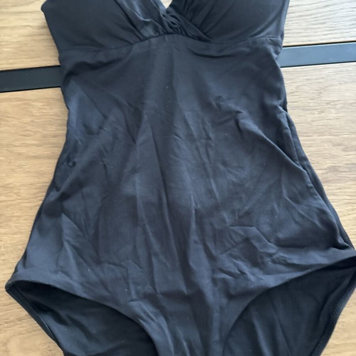 Oysho black strapless swimsuit, size small
