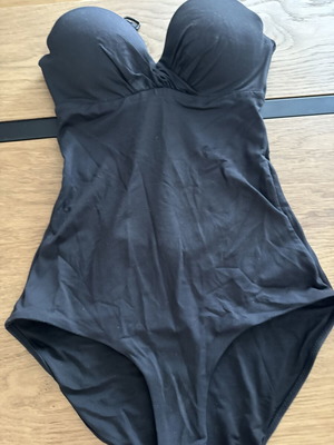 Oysho black strapless swimsuit, size small