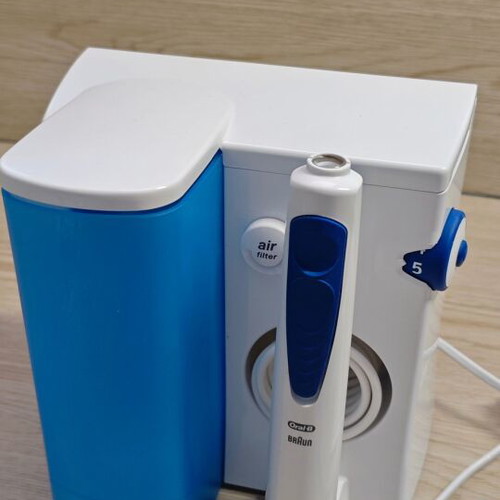 Oral-B OxyJet MD20 oral irrigator new