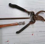 Retro pruning shears used with file for irons