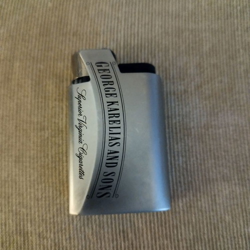 Karelias lighter like new