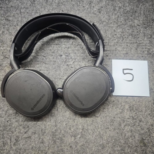 Steelseries wireless headphones for parts or repair