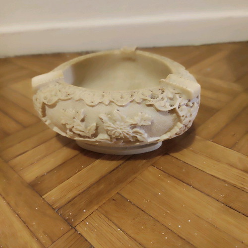 Alabaster decorative antique like new with Chinese carvings