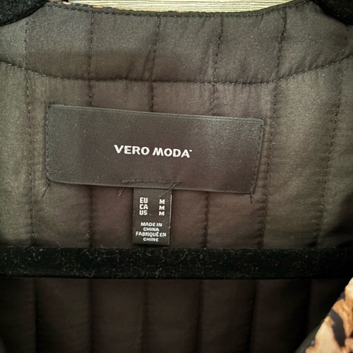 Vero Moda Pudded Leopard Vest like new, size M