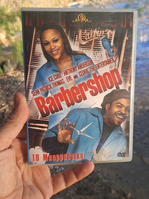 Barbershop DVD used, comedy social genre with subtitles