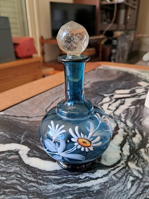 Collectible perfume bottle painted with enamel like new