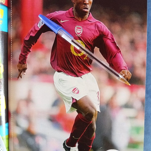 Match Football Magazine Issue 7-13/2/2006 with Aston Villa Posters like new